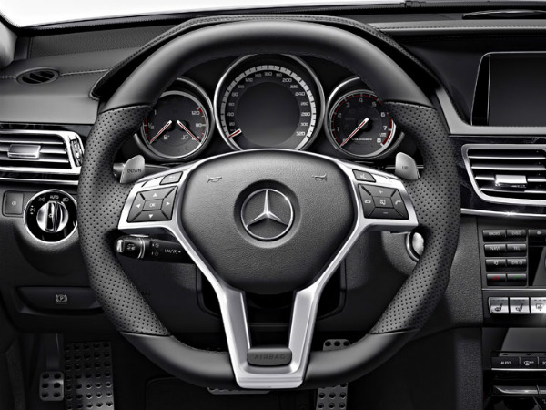 பெர்ஃபார்மென்ஸ்