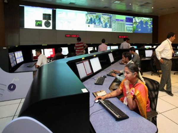 இஸ்ரோ எக்ஸ்பர்ட்