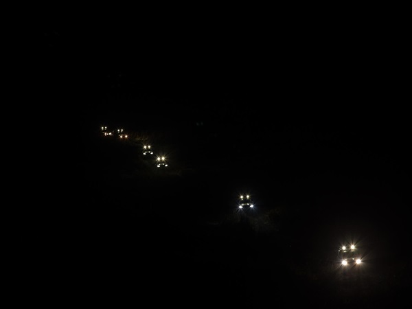 பாதி தூரத்தில்...