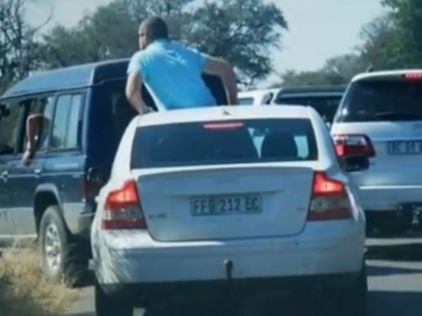 இதெல்லாம் வேண்டாமே இதெல்லாம் வேண்டாமே