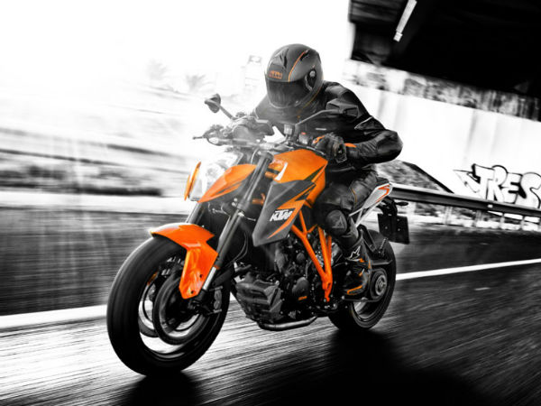 பெர்ஃபார்மென்ஸ்