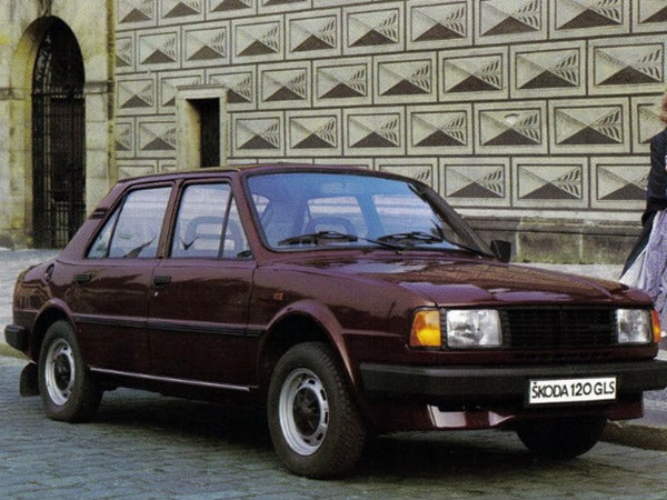 ஸ்கோடா எஸ்டெல்