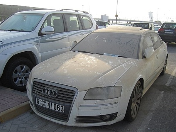 இன்டர்போல் உதவி இன்டர்போல் உதவி