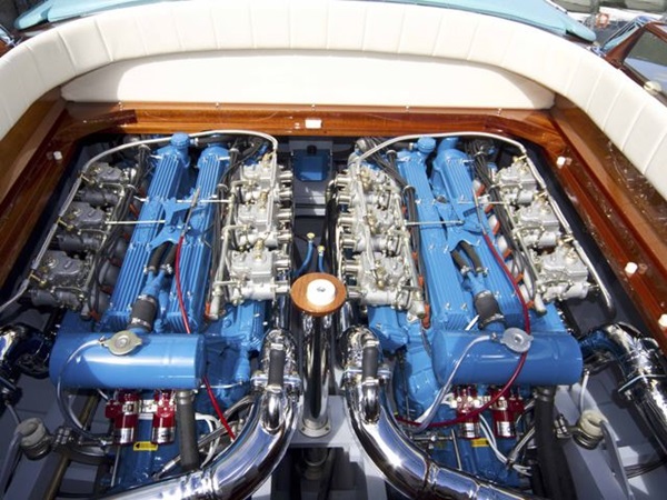 எஞ்சின்