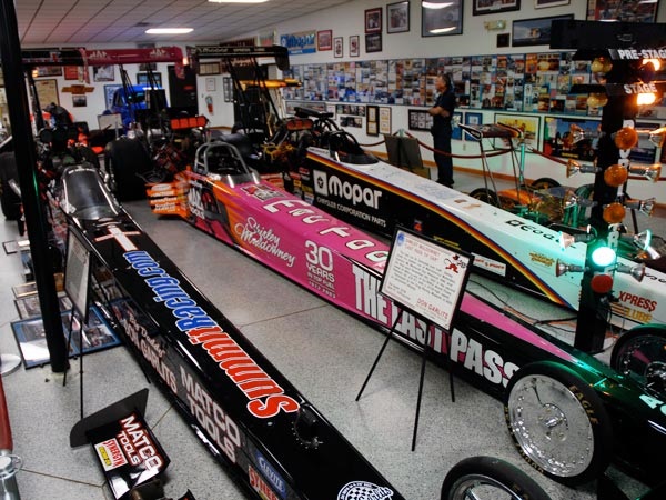 டிராக் ரேஸ் கார் மியூசியம்