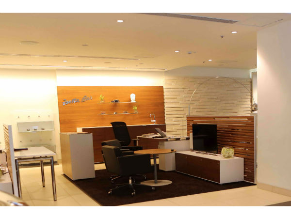  ஷோரூம் லே அவுட்