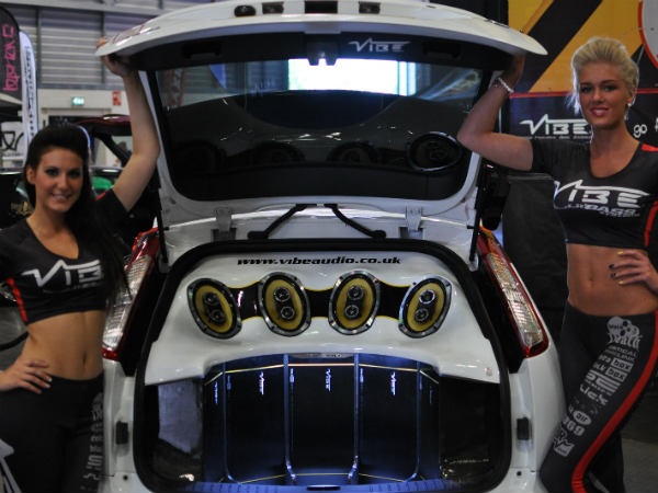 ஐபோன் ஸ்பீக்கர்கள்