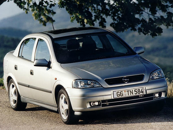 ஓபல் அஸ்ட்ரா