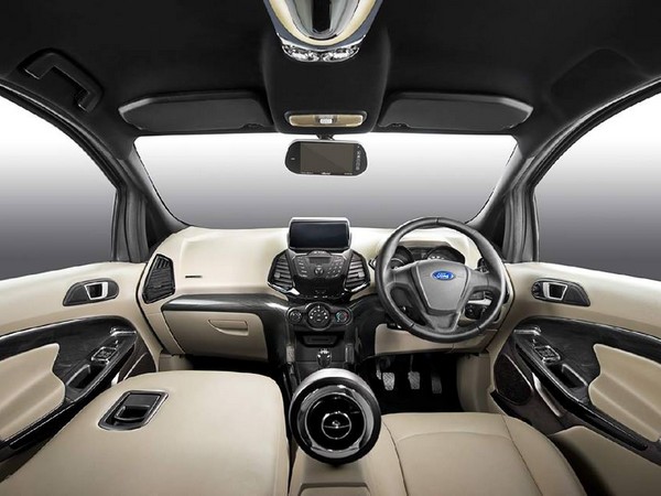 ரியர் ஏசி வென்ட்