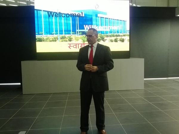 10 மாடல்கள்