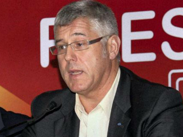 வேஷ்டி மீது ஆர்வம்