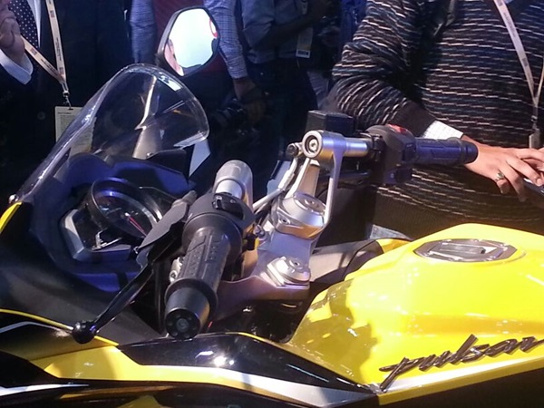 பல்சர் எஸ்எஸ்400