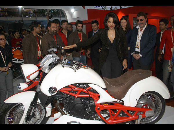 பைக் பிரியை