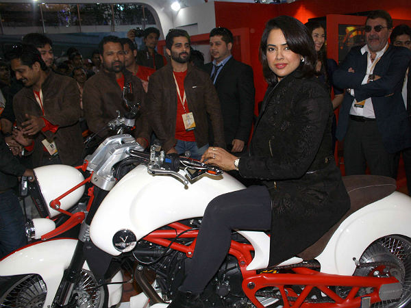  உரிமையாளர்