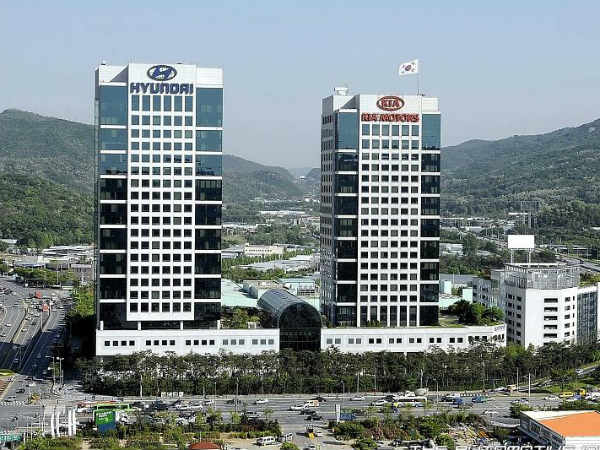  ஸ்தாபிதம்