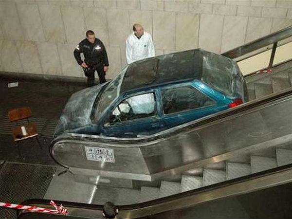 சுவாரஸ்யமான ஆட்டோமொபைல் படங்கள்