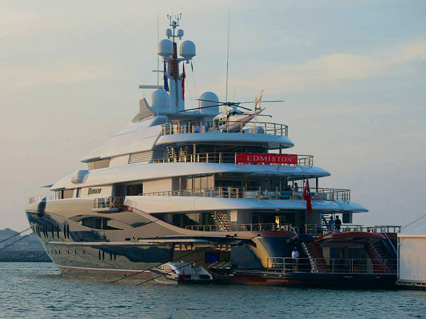 துபாய் சர்வதேச படகு கண்காட்சி