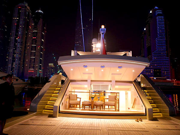 துபாய் சர்வதேச படகு கண்காட்சி