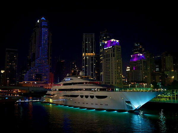 துபாய் சர்வதேச படகு கண்காட்சி