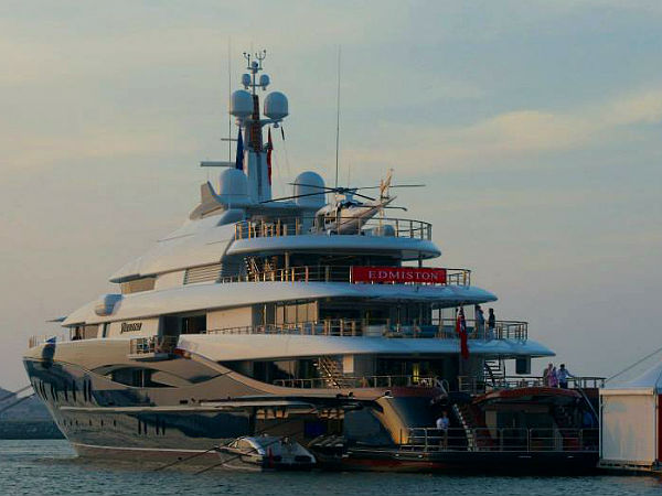 துபாய் சர்வதேச படகு கண்காட்சி