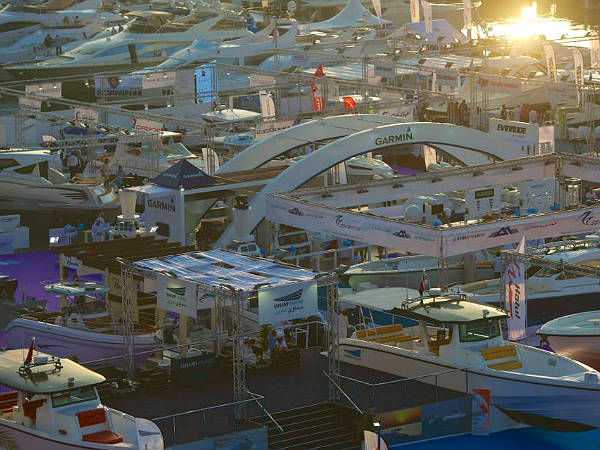 துபாய் சர்வதேச படகு கண்காட்சி