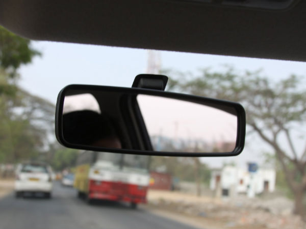 ரியர் வியூ மிரர்