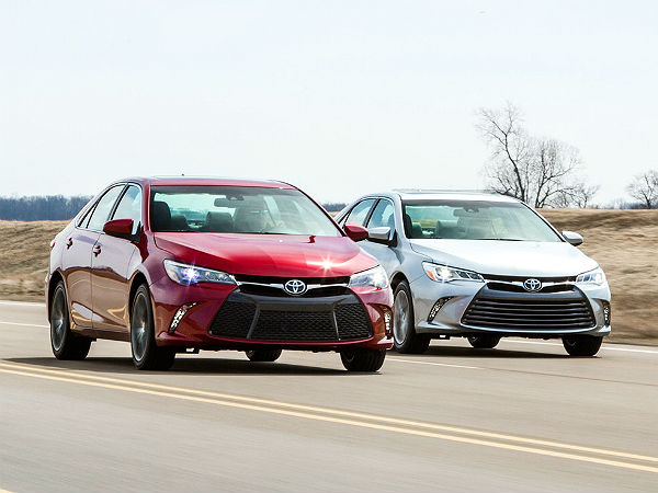  இரண்டு மாடல்