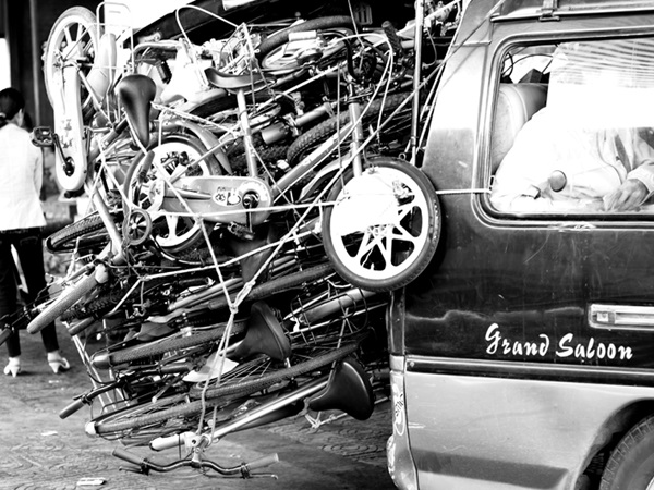 இந்த பாரம் போதுமா... இன்னும் கொஞ்சம் வேணுமா?!