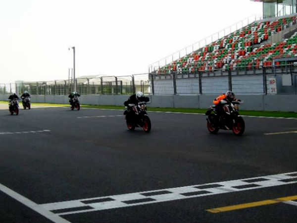  அவசர உதவி சேவை