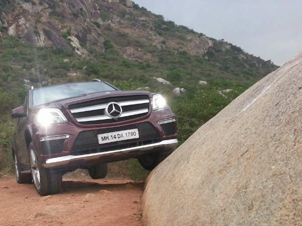 ஃபேஸ்புக்கில் படங்கள்