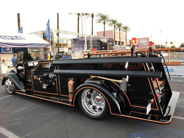 வித்தியாசமான ஆட்டோமொபைல் படங்கள்