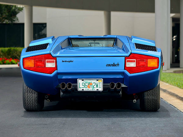  எஞ்சின்