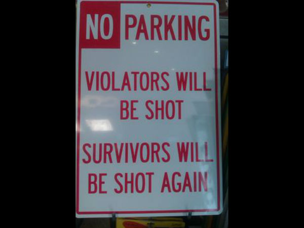 சுவாரஸ்யமான கார் பார்க்கிங் படங்கள்