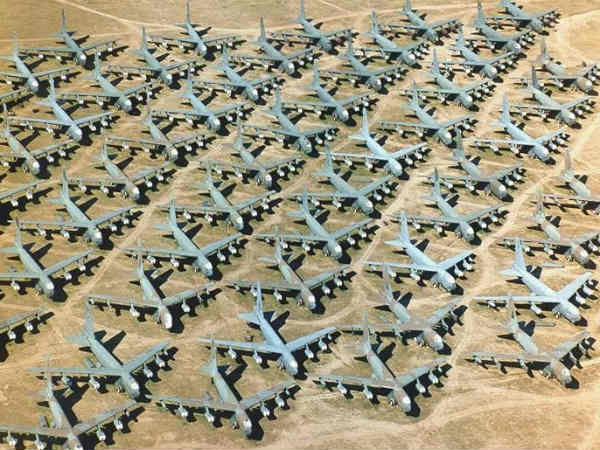 நிறுத்தும் வசதி