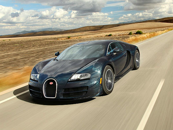 4. புகாட்டி வேரான் சூப்பர்ஸ்போர்ட்(2010 மாடல்)