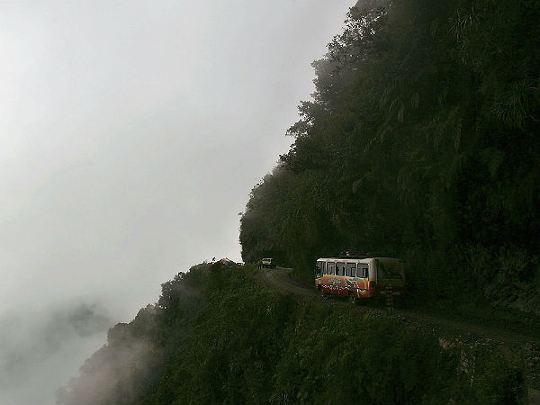 11.நார்த் யங்கஸ் ரோடு, பொலிவியா 