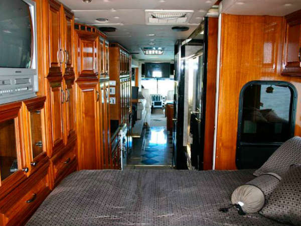 இன்டிரியர்