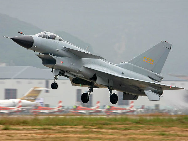 10. செங்க்டு ஜே-10(சீனா)