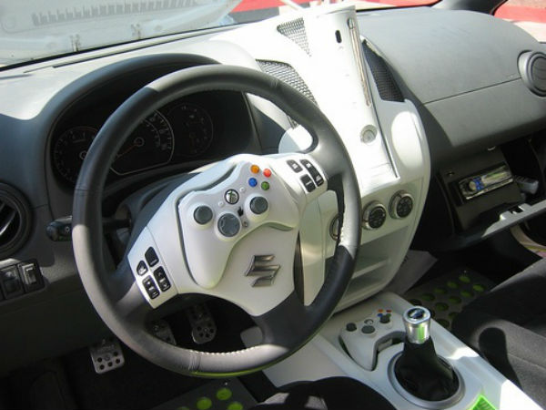 அலங்கோலமான அலங்காரம்