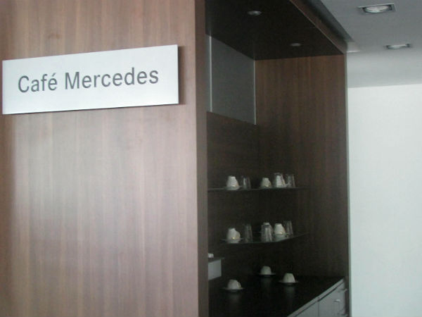 பென்ஸ் கஃபே