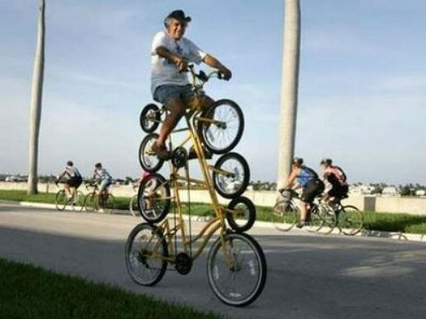 சுவாரஸ்யமான பைக் படங்கள்