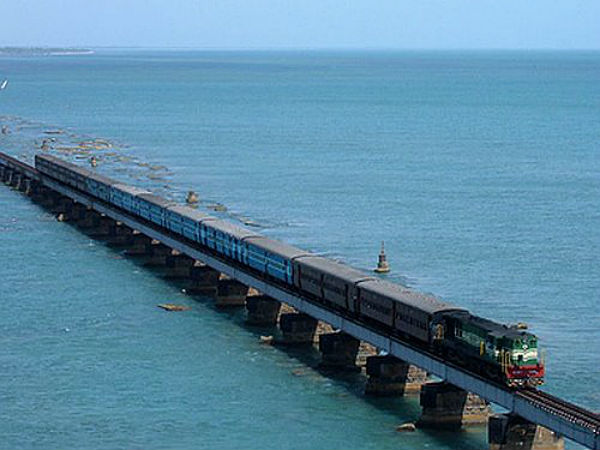 உலகின் அபாயகரமான ரயில் வழித்தடங்கள்