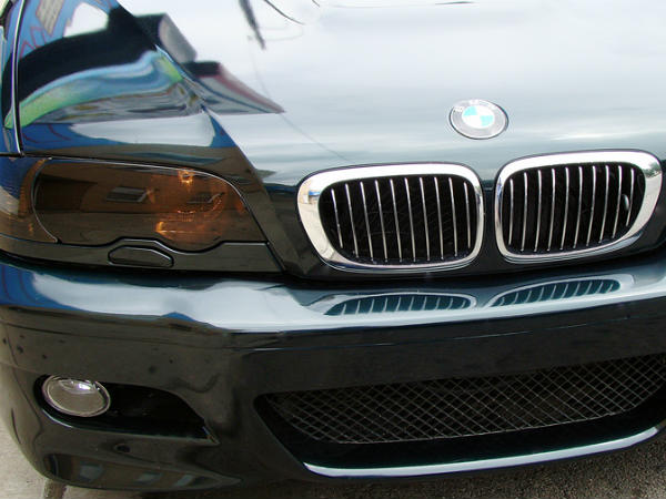 5. வண்ண ஹெட்லைட் 