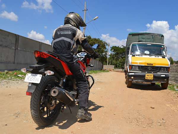 8.இருக்கை