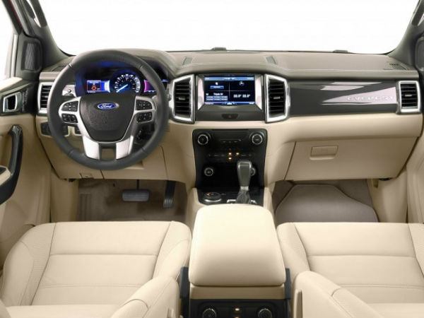  இன்டிரியர்