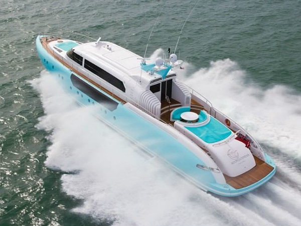 11 மூன் காடெஸ்