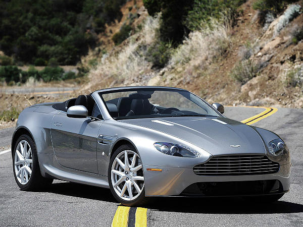 1.அஸ்டன் மார்ட்டின் வான்டேஜ்