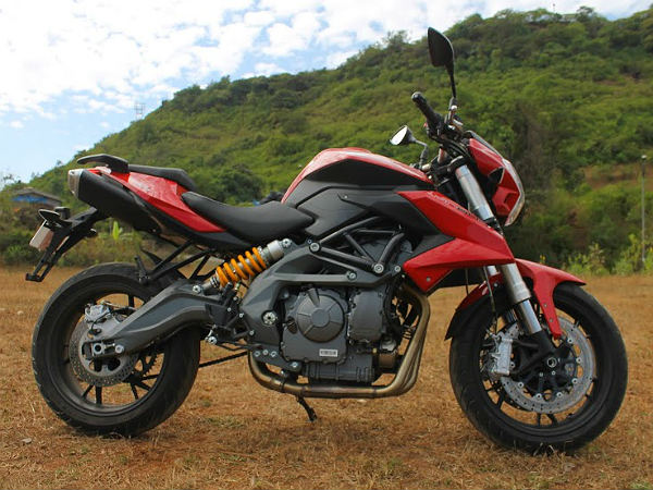 எஞ்சின்