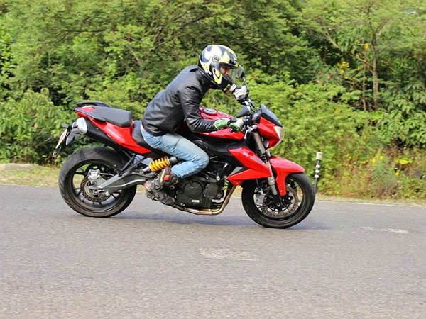  சஸ்பென்ஷன்