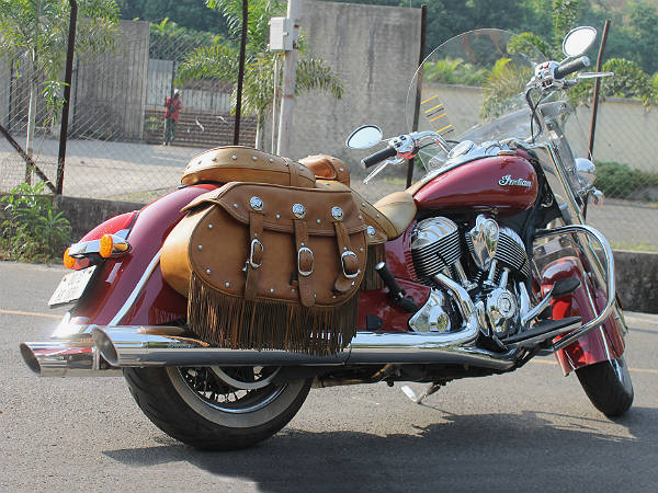 4.டிசைனுக்கு வலுசேர்க்கும் ஆக்சஸெரீகள்